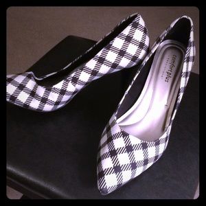 Plaid Pumps